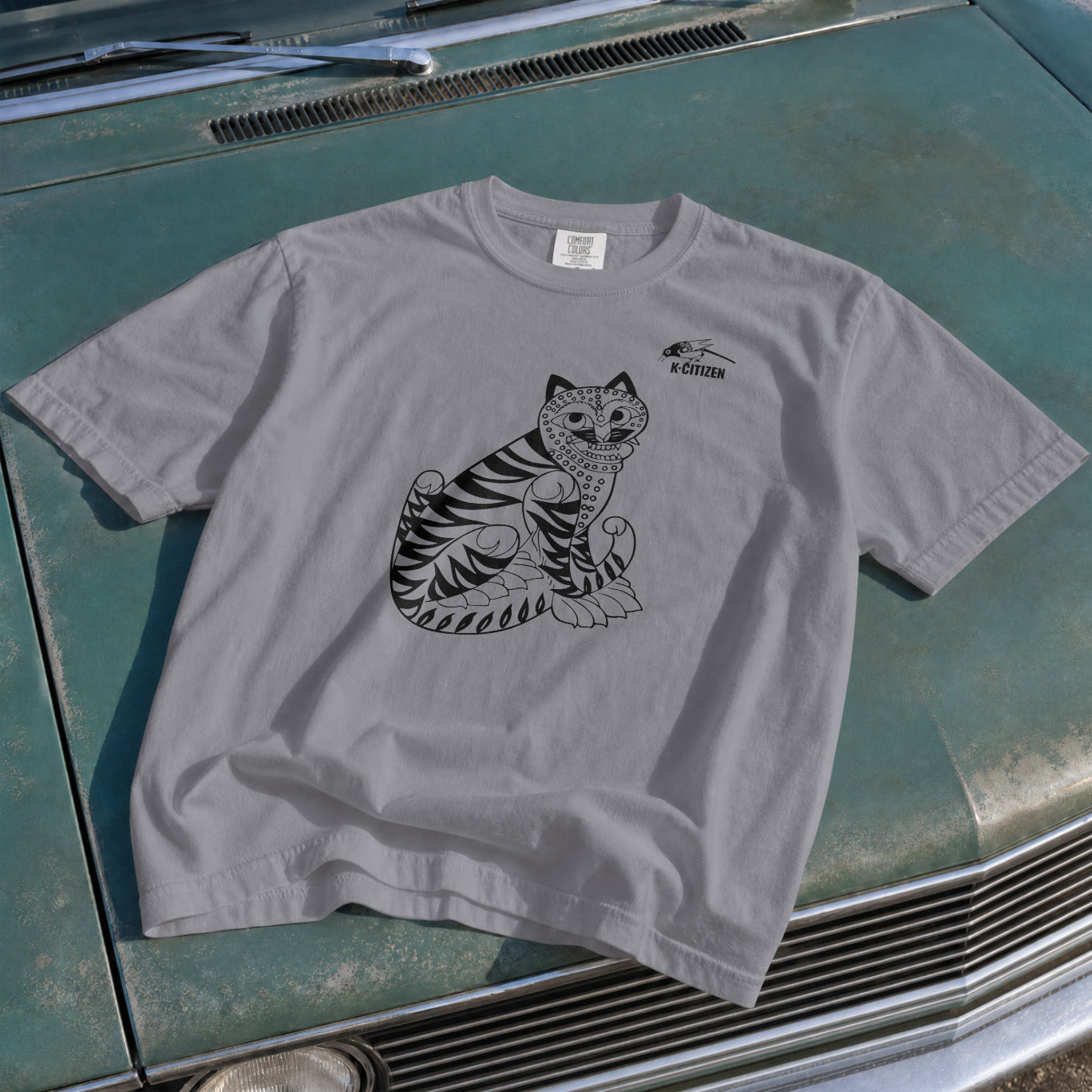 Tiger & Magpie Tee – Korean Folk Art (Cool Grey)