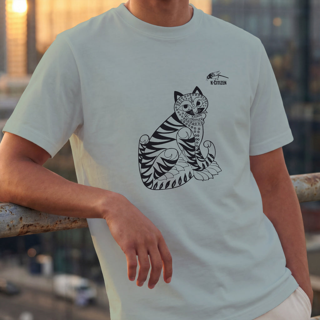 Tiger & Magpie Tee – Korean Folk Art (Bay Green)